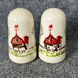 Vintage Japan farmhouse salt and pepper 3” shakers Carter Hoffman 1950s country